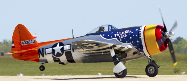 P-47 Thunderbolt taking off