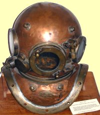 old diver's helmet