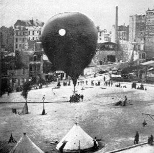 Early photo of the first balloon leaving Paris during the siege