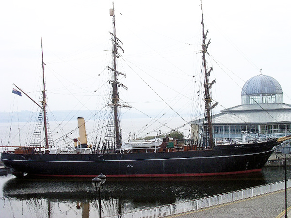The RRS Discovery today