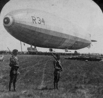 Stereopticon photo of a WW-I vintage Zeppelin